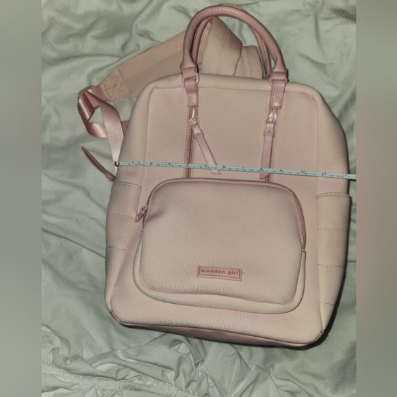 Pink backpack - Picture 9 of 9